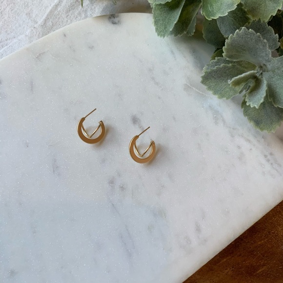 Jewelry - The Callahan - Gold Brushed Geometric Layered Hoop